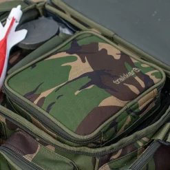 Trakker DPM Tackle Tasche, Kompakt 15 Trakker DPM Tackle Tasche, Kompakt -Astral Camping ad trakker compact tackle bag dpm lifestyle 4