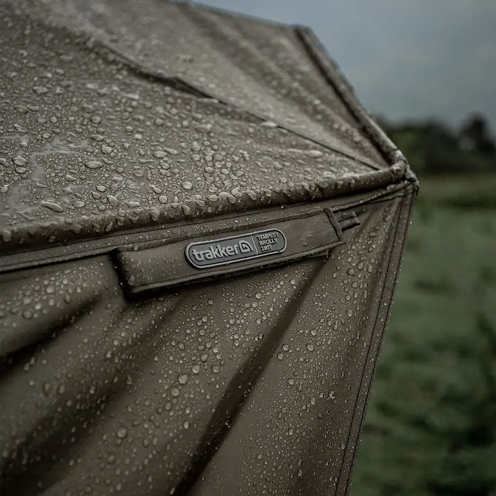 Trakker Tempest 100T Brolly, Skull Cap Wrap 10 Trakker Tempest 100T Brolly, Skull Cap Wrap – Bild 8